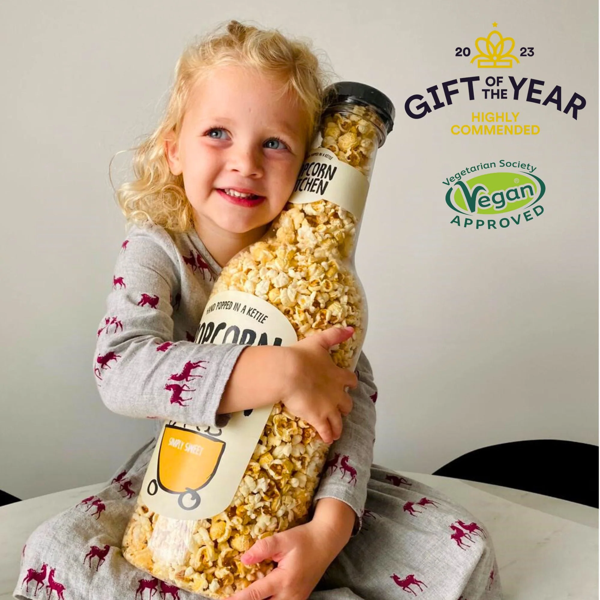 Sweet Giant Popcorn Money Box 550g - Image 4